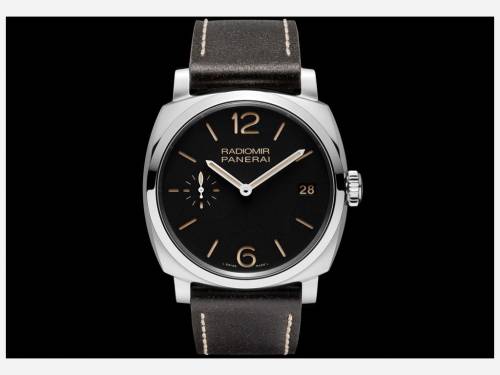 Компания Officine Panerai выпустила новые часы
