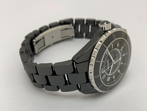 Chanel J12 Automatic 38 mm H0685