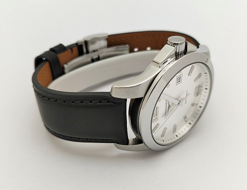 Longines Conquest Quartz 41mm L3.759.4.76.4