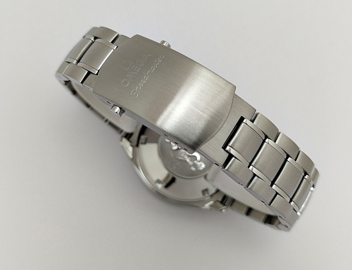 Omega Speedmaster Date 40mm 3210.50.00