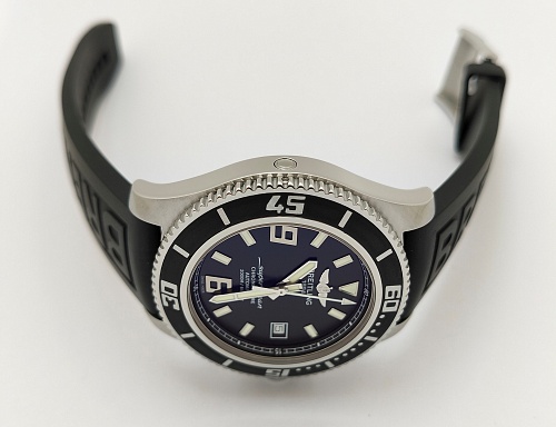Breitling Superocean 44mm A1739102