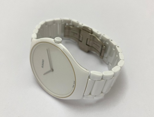 Rado True Thinline White Ceramic 39mm 140.0957.3.001