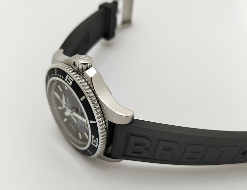 Breitling Superocean 44mm A1739102