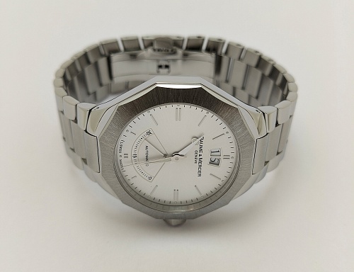 Baume&Mercier Riviera Automatic Retrograde 40mm MOA08828