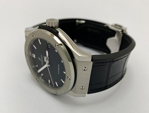 Hublot Classic Fusion Titanium 42mm 542.NX.1171.LR