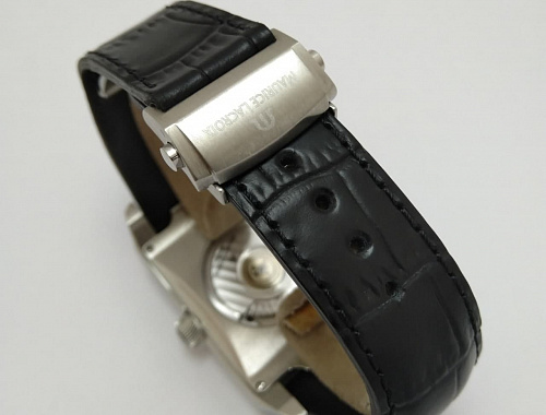 Maurice Lacroix Pontos Rectangulaire Reserve de Marche PT6217-SS001-130