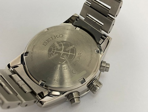 Seiko Astron GPS Solar Titanium 43mm SSH001J1