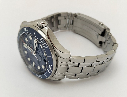 Omega Seamaster Diver 300M 42mm 210.30.42.20.03.001