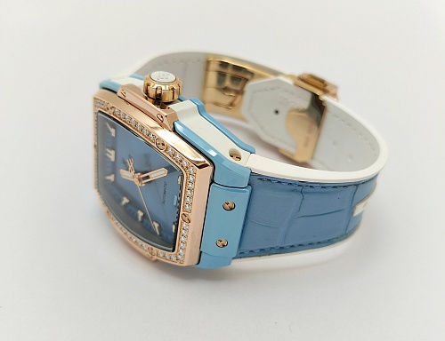 Hublot Spirit of Big Bang Blue Ceramic King Gold Diamonds 39mm 665.EO.891L.LR.1204