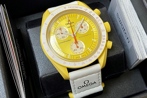Omega x Swatch Mission to the Sun Moonswatch 42mm SO33J100