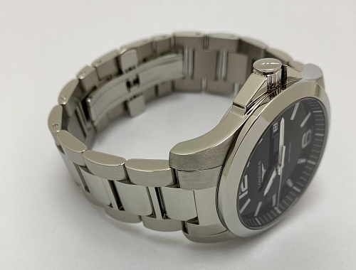 Longines Conquest Quartz 41mm L3.659.4.58.6