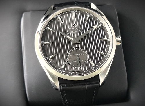 Omega Seamaster Aqua Terra 150m Small Second XXL 231.13.49.10.06.001