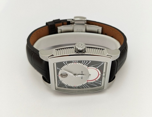 Perrelet Tonneau Power Reserve Automatic A1017