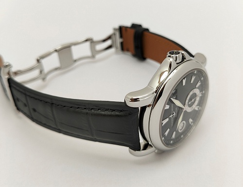 Ulysse Nardin Dual Time 42mm 243-55/92