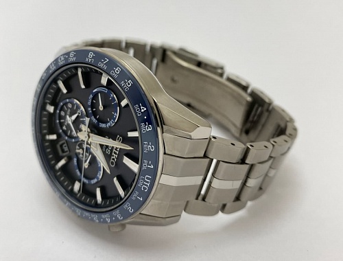 Seiko Astron GPS Solar Titanium 43mm SSH001J1