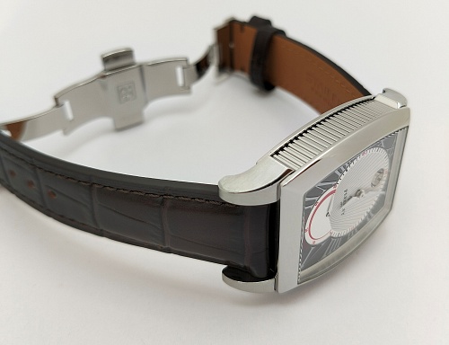 Perrelet Tonneau Power Reserve Automatic A1017