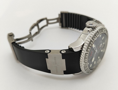 Ulysse Nardin Marine Diver Chronometer 43mm 263-33-3/92