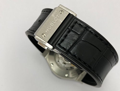 Hublot Classic Fusion Titanium 42mm 542.NX.1171.LR