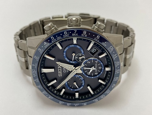 Seiko Astron GPS Solar Titanium 43mm SSH001J1