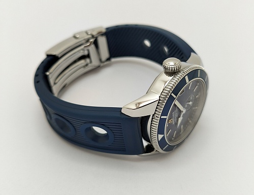 Breitling Superocean Heritage 38mm A37320
