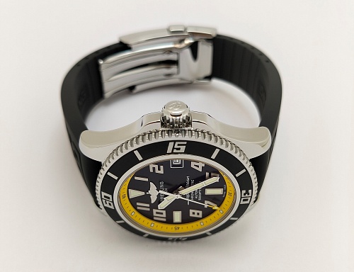 Breitling Superocean 1500m 42mm A1736402