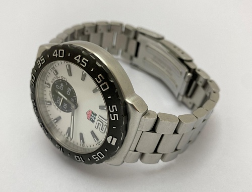 TAG Heuer Formula 1 Big Date 42mm WAU1111.BA0858