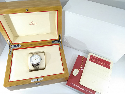 Omega De Ville Prestige Co-Axial Chronometer 39,5 mm 424.10.40.20.02.004