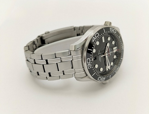 Omega Seamaster Diver 300M 42mm 210.30.42.20.01.001