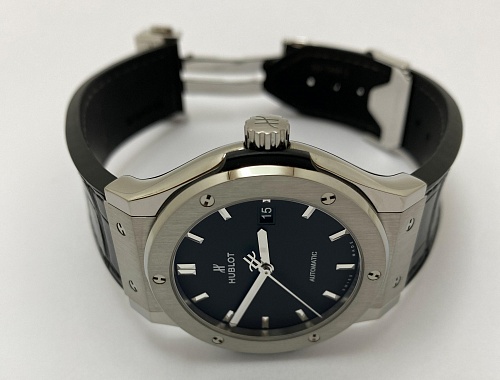 Hublot Classic Fusion Titanium 42mm 542.NX.1171.LR