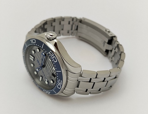 Omega Seamaster Diver 300m Co-Axial Master Chronometer 42m 210.30.42.20.06.001