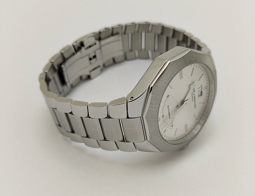 Baume&Mercier Riviera Automatic Retrograde 40mm MOA08828