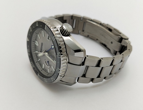 Seiko Prospex LX Line GMT Spring Drive 45mm Titanium SNR051J1