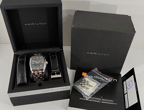 Hamilton Jazzmaster Automatic Tonneau 37x42mm H36415135