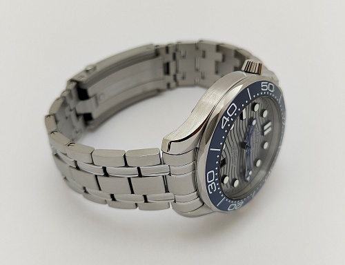 Omega Seamaster Diver 300m Co-Axial Master Chronometer 42m 210.30.42.20.06.001