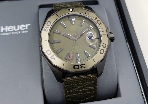 TAG Heuer Aquaracer 300m Calibre 5 Automatic 43mm WAY208E.FC8222