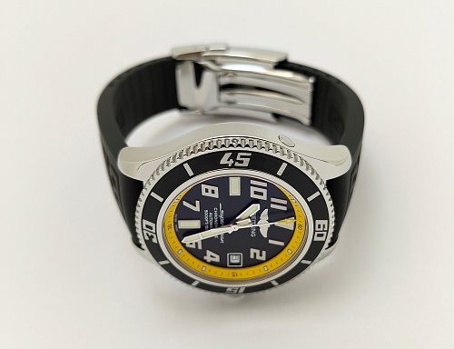 Breitling Superocean 1500m 42mm A1736402