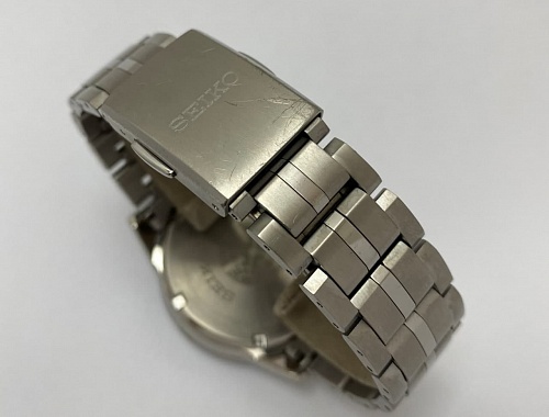 Seiko Astron GPS Solar Titanium 43mm SSH001J1