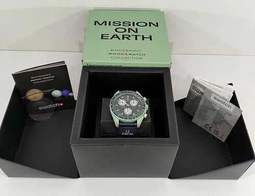  Omega x Swatch Mission on Earth Moonswatch 42mm SO33G100