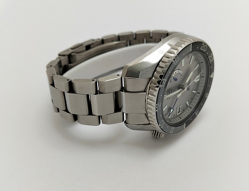 Seiko Prospex LX Line GMT Spring Drive 45mm Titanium SNR051J1