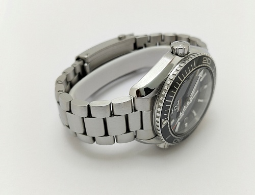 Omega Seamaster Planet Ocean 600m Co-Axial Master Chronometer 43,5mm 215.30.44.21.01.001